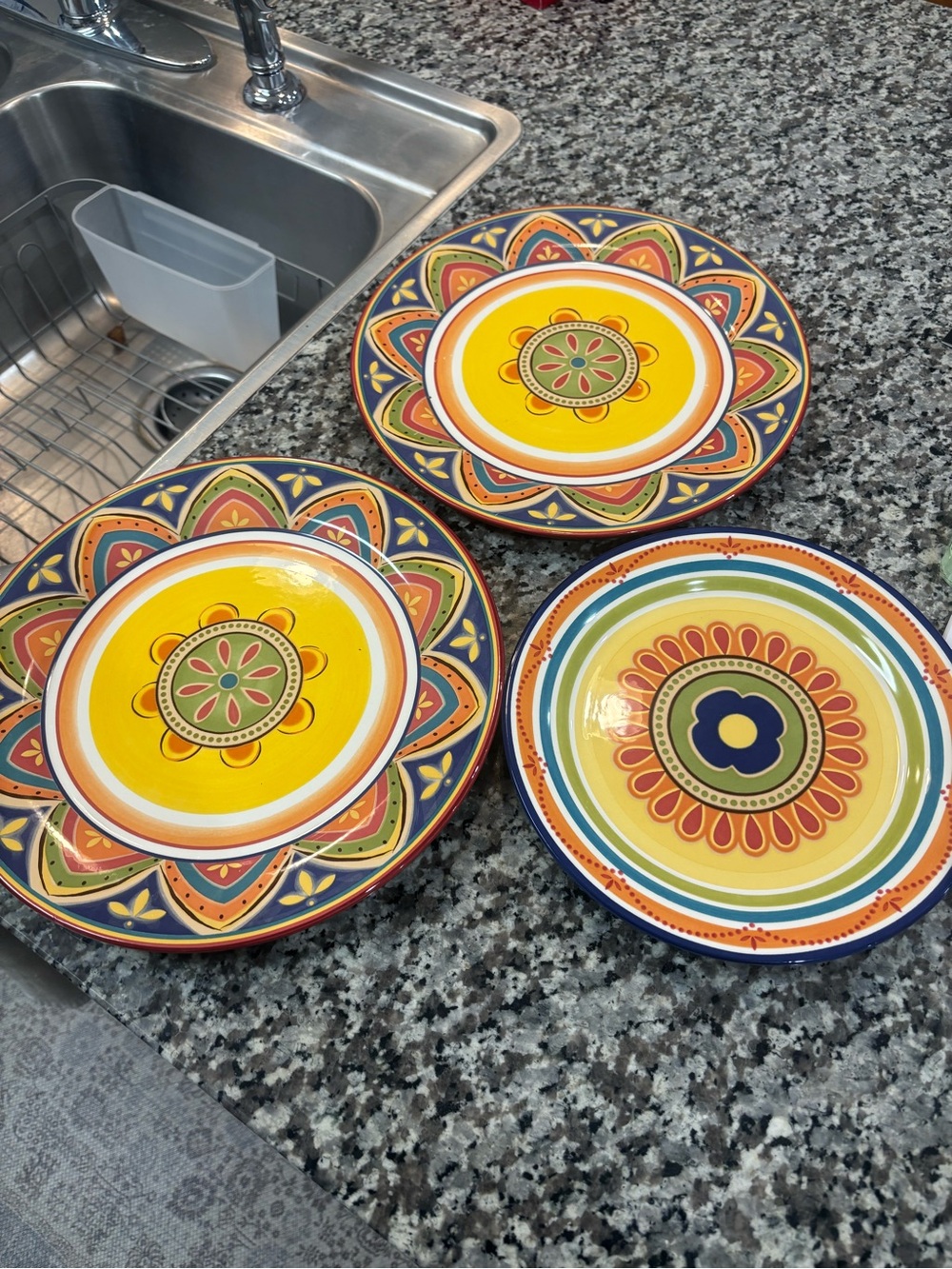 Pier 1 Imports Mexicali ironstone Set of 2 dinner plates & 1 salad plate